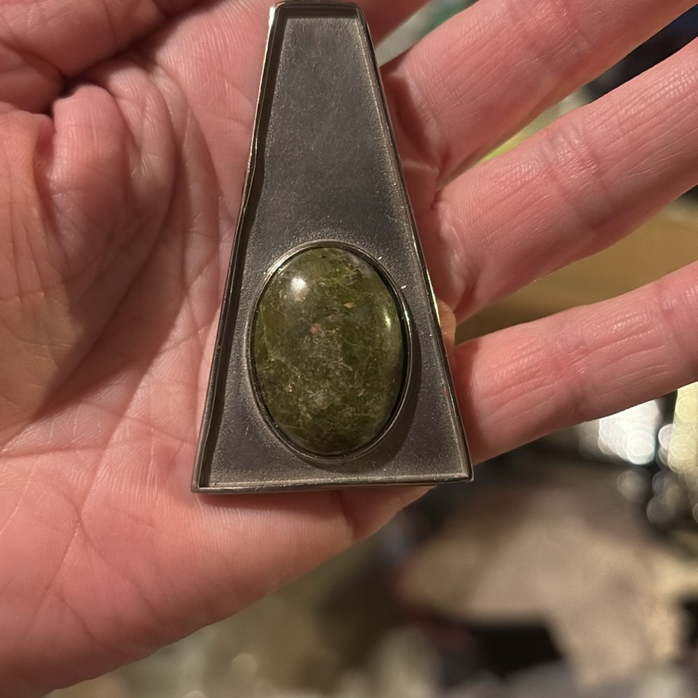Like New Jaguar Necklace In Unakite - Picture 2 of 5